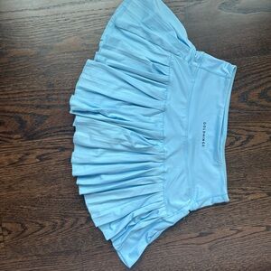 GOLD HINGE light blue pleated skort size s